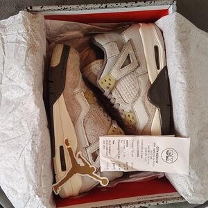 Nike Air Jordan 4 Retro SE "Craft Photon Dust"